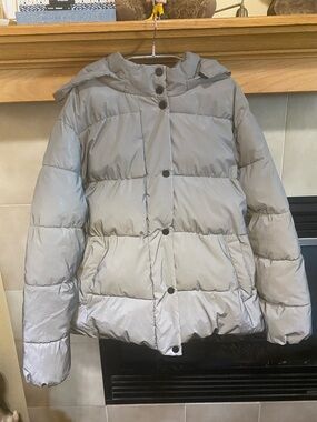 Urban Republic  Gray Puffer Jacket with detachable Hood size XL